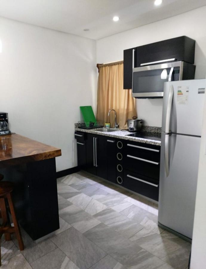 Pura Vida Apartments Quepos Ngoại thất bức ảnh