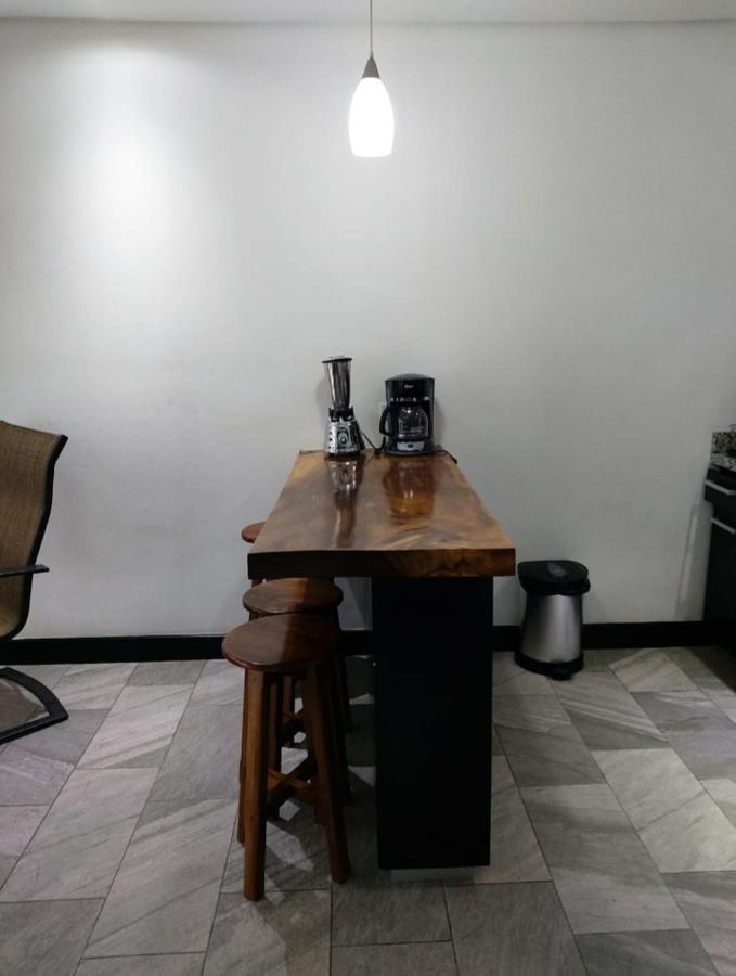 Pura Vida Apartments Quepos Ngoại thất bức ảnh