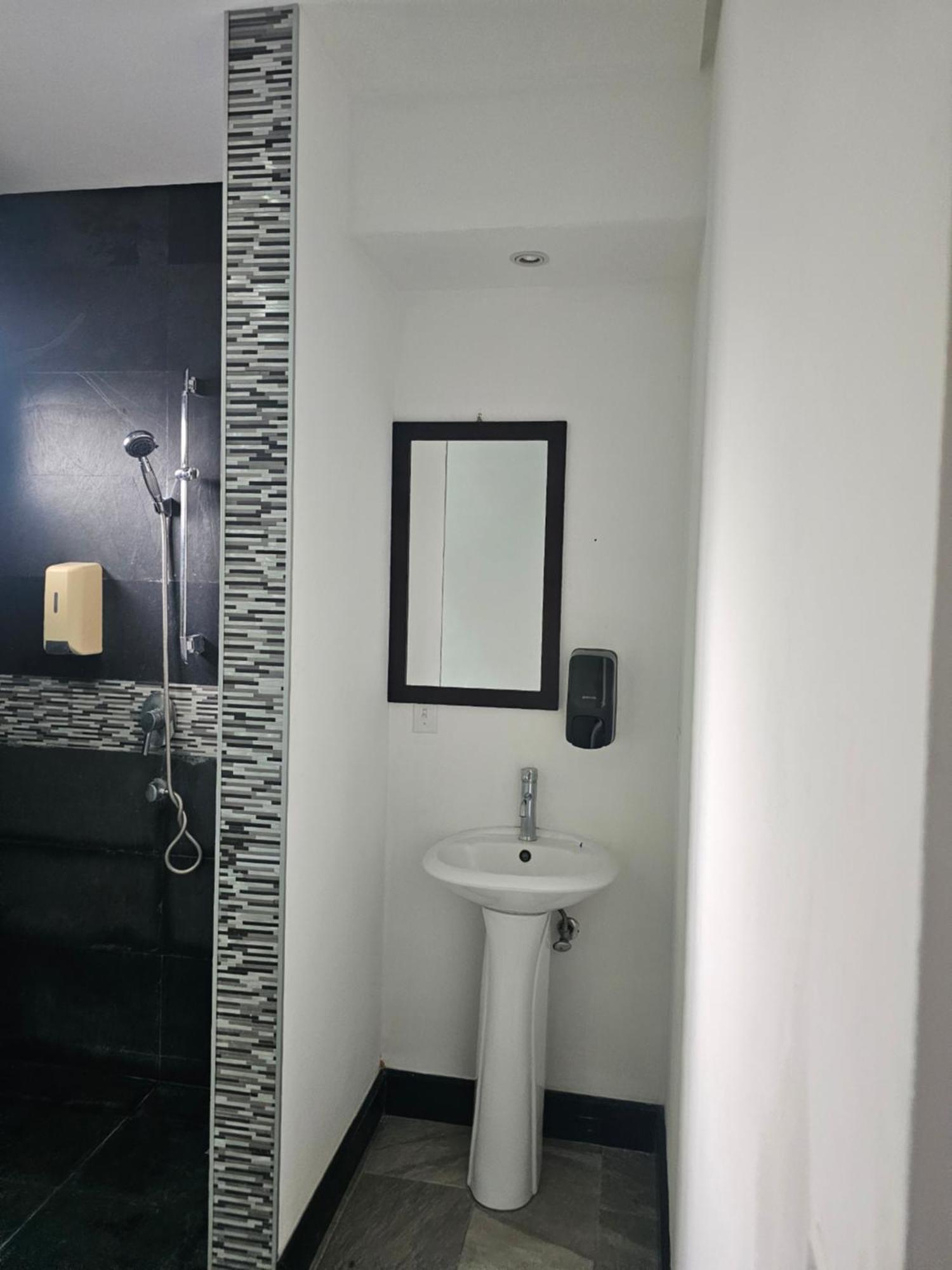 Pura Vida Apartments Quepos Phòng bức ảnh