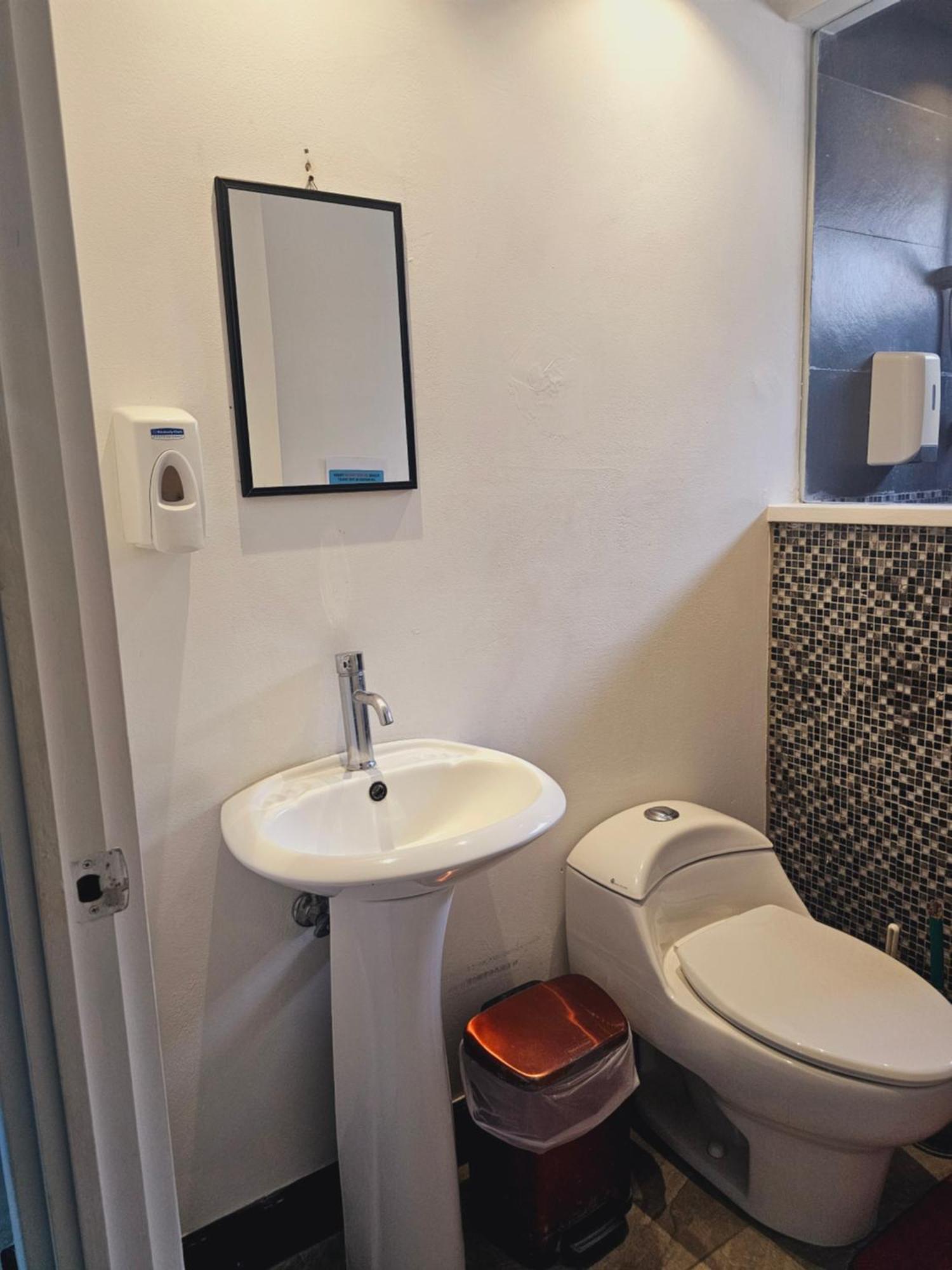 Pura Vida Apartments Quepos Phòng bức ảnh
