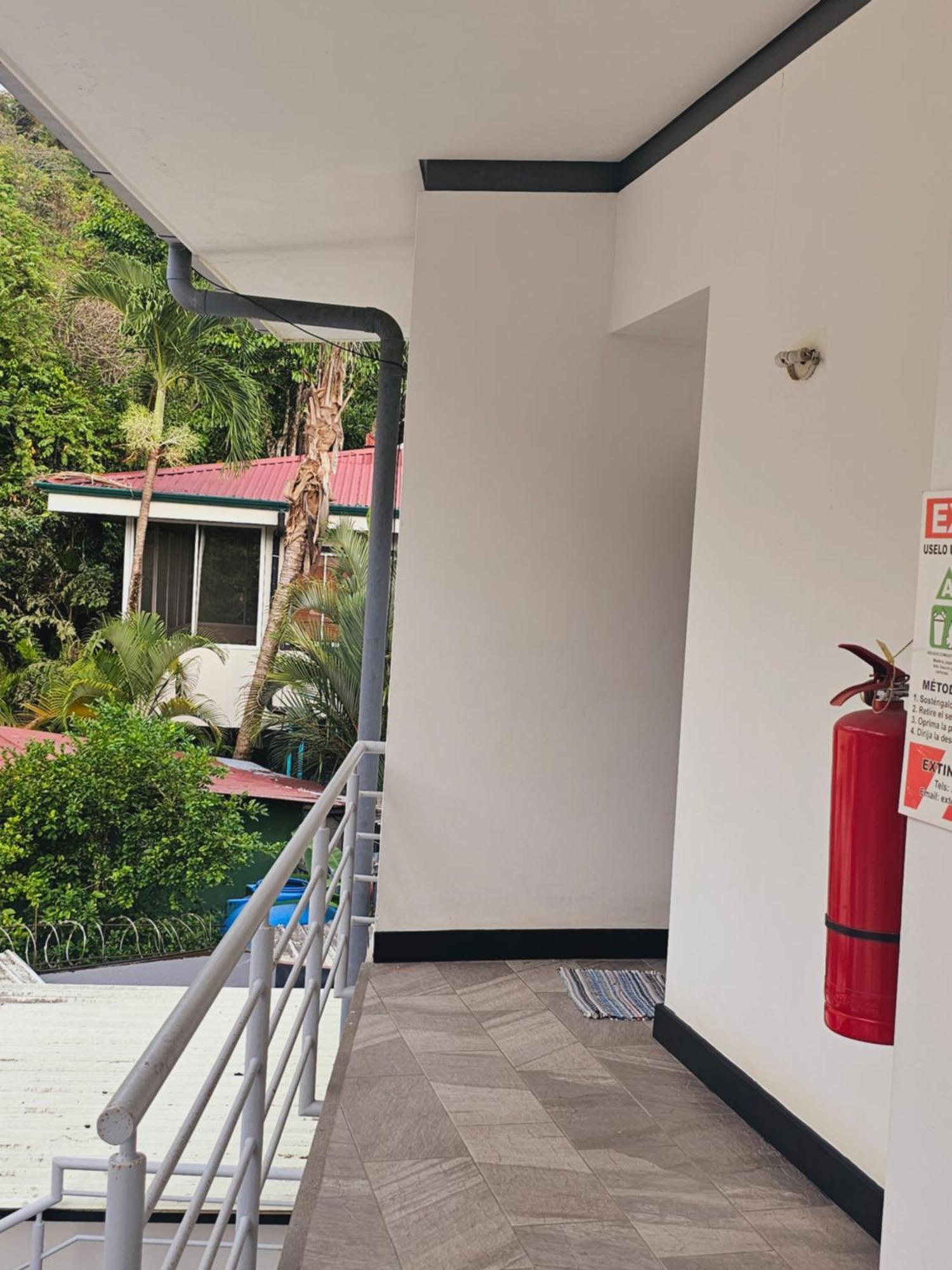Pura Vida Apartments Quepos Phòng bức ảnh