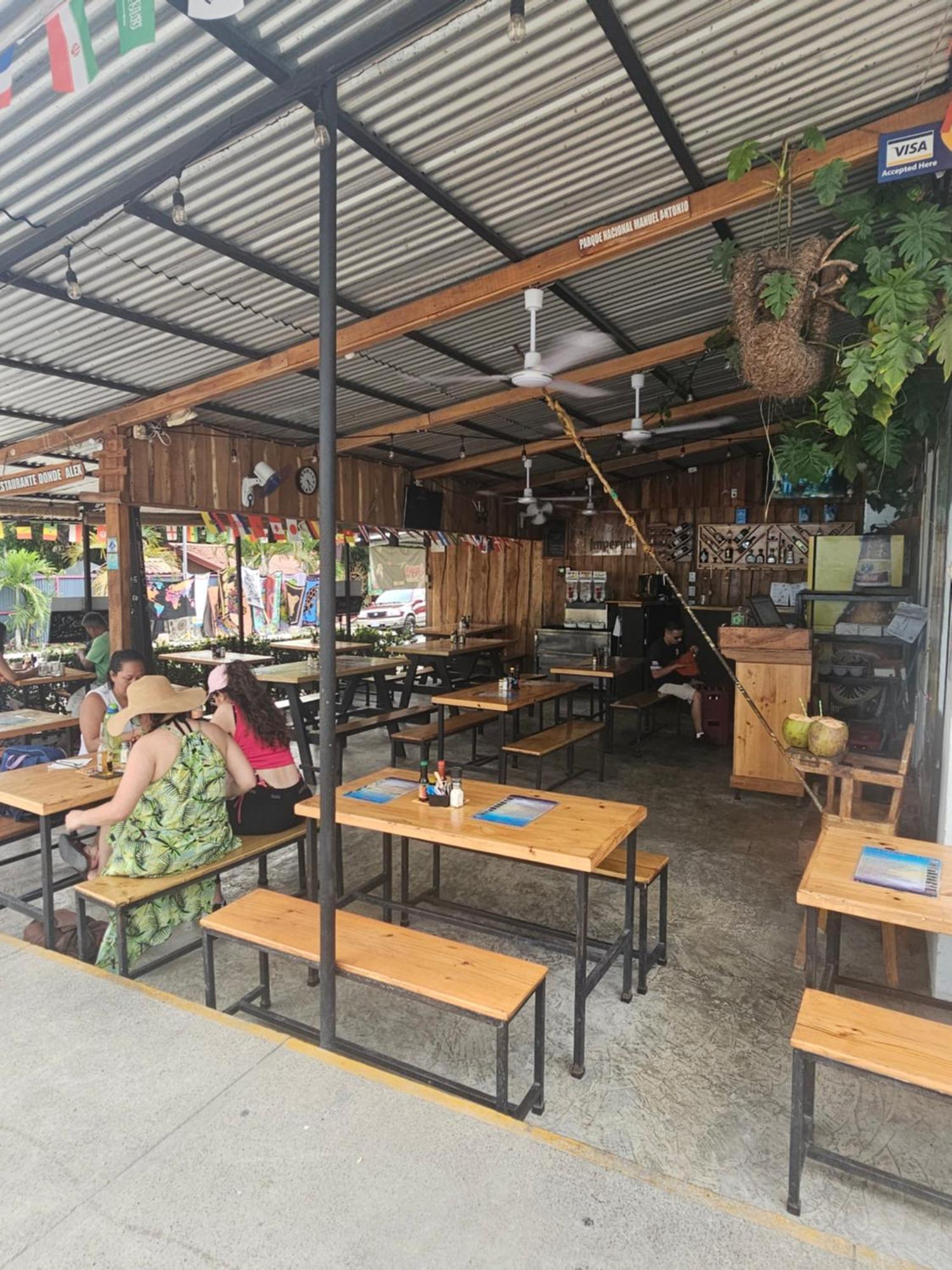 Pura Vida Apartments Quepos Phòng bức ảnh